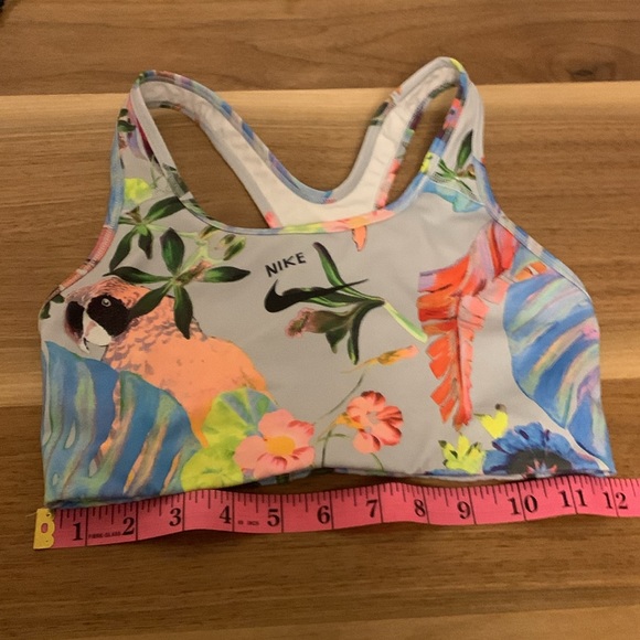 Nike DRI-FIT sports bra - Picture 4 of 4